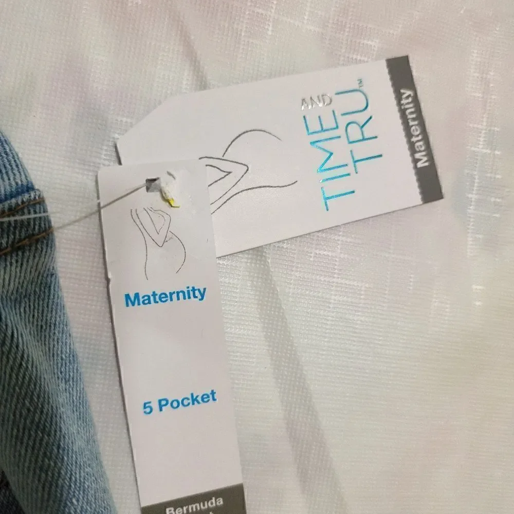 Maternity denim bermuda shorts